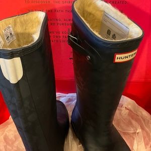 #hunterboots #rainyweather #splashinginthepuddles